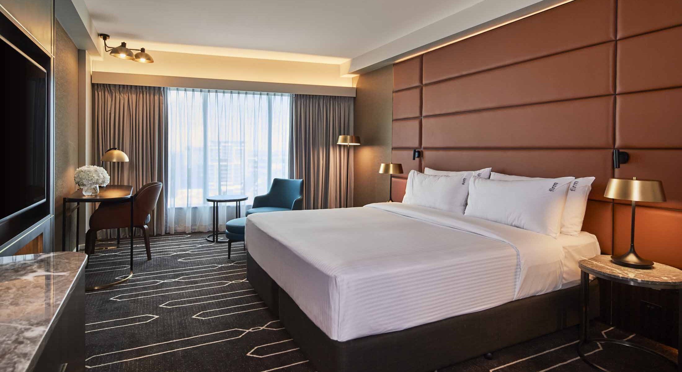 Guestroom Crowne Plaza Sydney